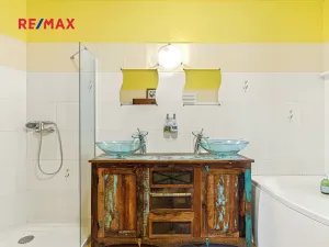 Prodej komerční nemovitosti, Pavlov, 245 m2