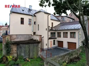 Prodej činžovního domu, Hlinsko, Poděbradovo náměstí, 333 m2