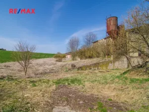 Prodej výrobních prostor, Radkov, 13527 m2