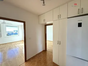 Pronájem bytu 2+kk, Praha - Chodov, Leopoldova, 41 m2