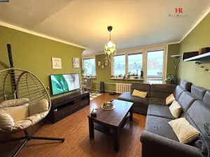 Prodej bytu 4+1, Kamenice, Sídliště II, 84 m2