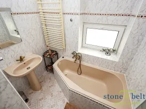 Prodej vícegeneračního domu, Nové Město pod Smrkem, Mírové náměstí, 466 m2