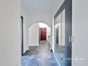 Prodej bytu 3+1, Tábor, Hanojská, 74 m2