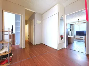 Prodej bytu 3+1, Praha - Prosek, Prosecká, 70 m2