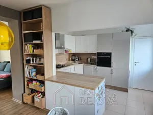 Prodej bytu 3+1, Ostrava, Gončarovova, 87 m2