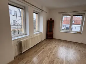 Pronájem bytu 3+1, Liberec, Křížkovského, 70 m2