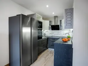 Prodej bytu 2+kk, Praha - Prosek, Ctěnická, 39 m2