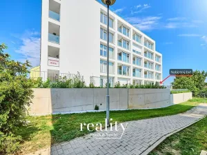 Pronájem bytu 2+kk, Znojmo, Jarošova, 44 m2