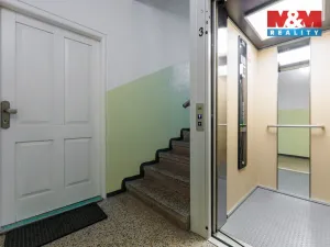 Prodej bytu 3+1, Hroznětín, Sídliště, 73 m2