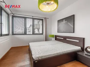 Pronájem bytu 2+kk, Horoměřice, Karla IV., 53 m2