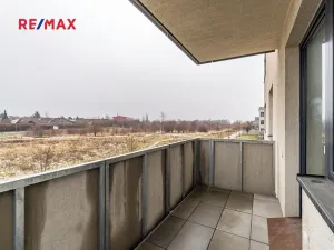 Pronájem bytu 2+kk, Horoměřice, Karla IV., 53 m2