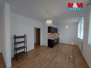 Pronájem bytu 2+kk, Humpolec, Nerudova, 35 m2
