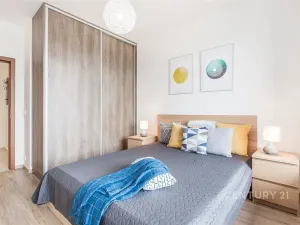 Pronájem bytu 2+kk, Praha, Saarinenova, 51 m2