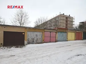 Pronájem garáže, Slaný, Tomanova, 18 m2