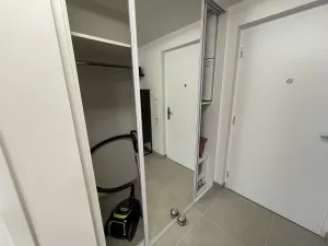 Pronájem bytu 3+kk, Praha, Počernická, 80 m2