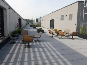 Pronájem kanceláře, Praha - Karlín, Sokolovská, 800 m2