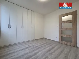 Pronájem bytu 3+kk, Praha - Karlín, Molákova, 56 m2