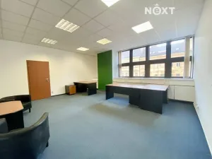 Pronájem kanceláře, Praha - Nové Město, Na Moráni, 67 m2