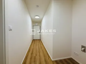 Pronájem bytu 1+kk, Praha - Liboc, Jenečská, 27 m2