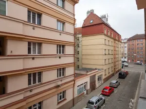 Prodej bytu 2+kk, Praha - Libeň, Bednářská, 56 m2