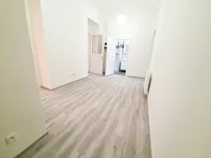 Pronájem bytu 3+1, Praha - Holešovice, Komunardů, 85 m2