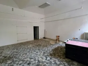 Pronájem obchodního prostoru, Roudnice nad Labem, Arnoštova, 70 m2