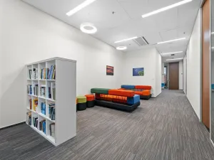 Pronájem kanceláře, Praha - Dejvice, Evropská, 2857 m2