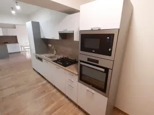 Pronájem bytu 3+kk, Liberec - Liberec III-Jeřáb, Slavíčkova, 68 m2