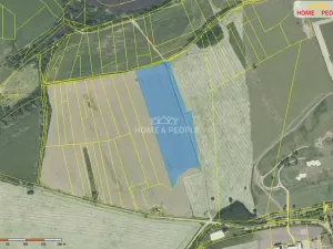Prodej podílu pole, Praha - Lipence, 32406 m2