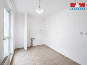 Prodej bytu 1+kk, Praha, Vřesová, 28 m2