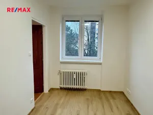Pronájem bytu 2+1, Praha - Vokovice, Na dlouhém lánu, 42 m2