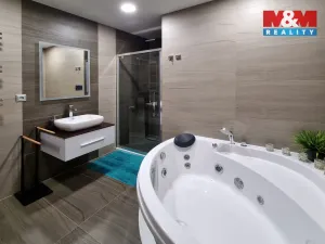 Pronájem bytu 3+kk, Karlovy Vary - Drahovice, Mattoniho nábřeží, 127 m2