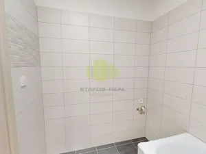 Pronájem bytu 2+kk, Olomouc, Topolová, 52 m2