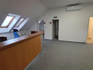 Pronájem kanceláře, Brno, Bieblova, 458 m2