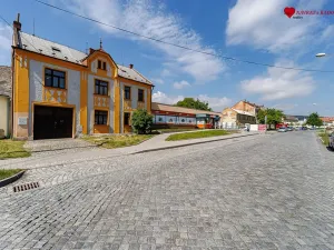 Prodej rodinného domu, Cholina, 333 m2