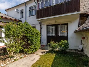 Prodej rodinného domu, Cholina, 333 m2