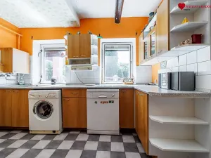 Prodej rodinného domu, Cholina, 333 m2