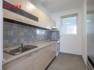 Pronájem bytu 2+kk, Praha - Stodůlky, Petržílkova, 53 m2