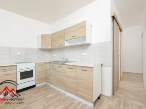 Pronájem bytu 2+1, Vrbno pod Pradědem, nám. Sv. Michala, 59 m2