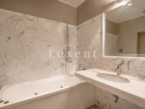 Pronájem bytu 3+1, Praha - Josefov, Pařížská, 138 m2