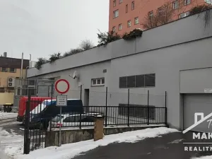 Prodej garážového stání, Praha - Modřany, Plovdivská, 14 m2