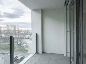 Prodej bytu 2+kk, Praha - Karlín, Za Karlínským přístavem, 76 m2