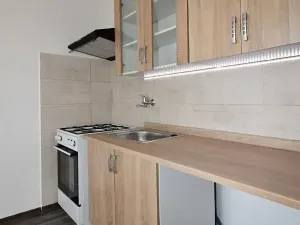 Pronájem bytu 1+1, Chomutov, Jirkovská, 35 m2