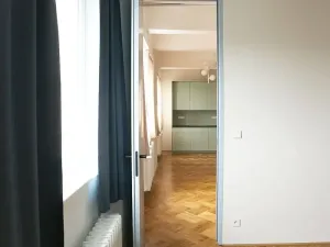 Pronájem bytu 2+kk, Praha - Podolí, Podolská, 73 m2