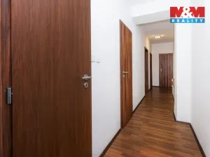 Prodej bytu 3+1, Pardubice - Studánka, Na Drážce, 82 m2