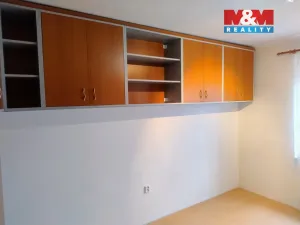 Prodej bytu 2+1, Břidličná, Komenského, 58 m2