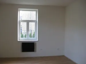 Pronájem bytu 1+1, Liberec, Husitská, 42 m2