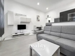 Pronájem bytu 2+kk, Znojmo, Sokolská, 40 m2