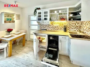 Pronájem bytu 2+kk, Praha - Nusle, U družstva Ideál, 32 m2