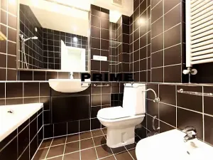 Pronájem bytu 3+1, Praha - Nové Město, Odborů, 87 m2